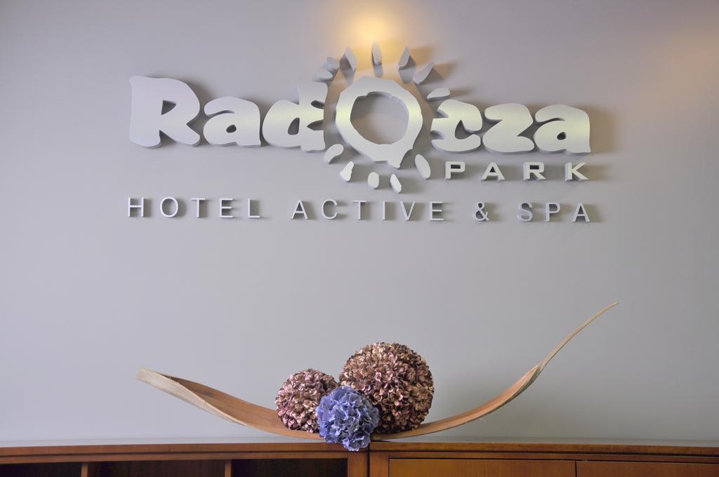 拉多扎公园活动及Spa酒店 Radocza 外观 照片
